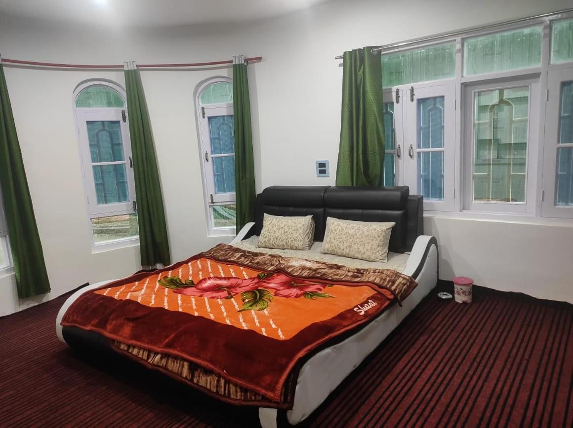 New Delight Hotel Kanzalwan Esterno foto